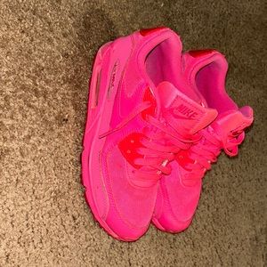 Women’s Nike Air Max 90